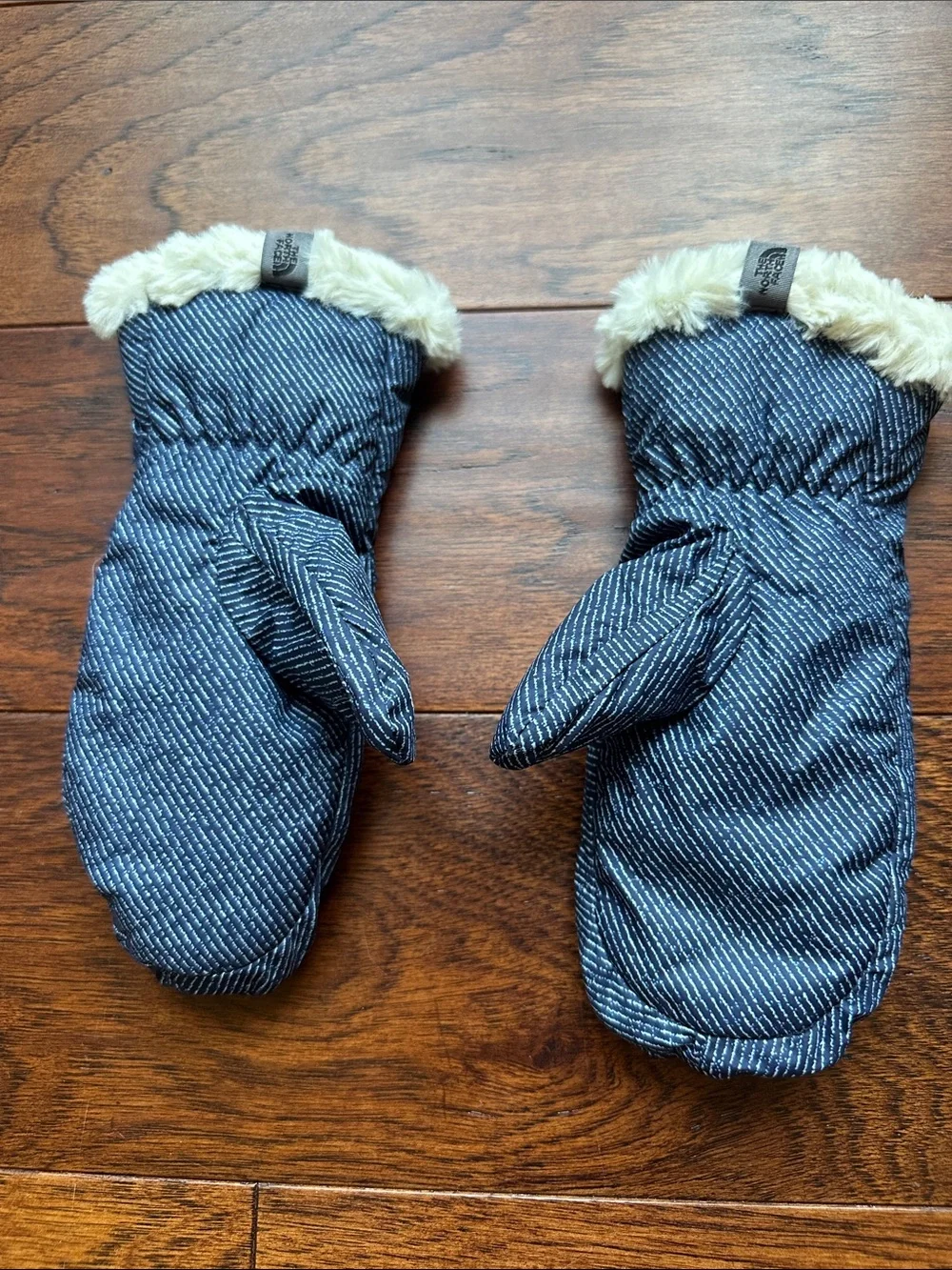 Girls The North Face Navy Quilted Mittens with Cream Faux Fur Cuffs
